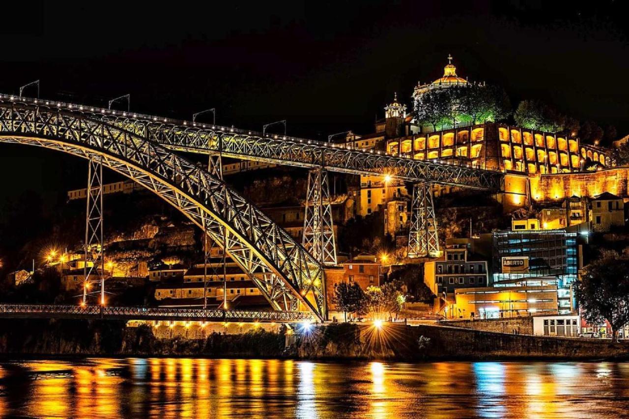 Golden & Blue House O Seu Novo Espaco No Oporto Exteriör bild